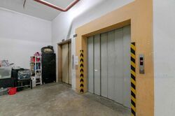 Hillview Warehouse (D23), Factory #483774571